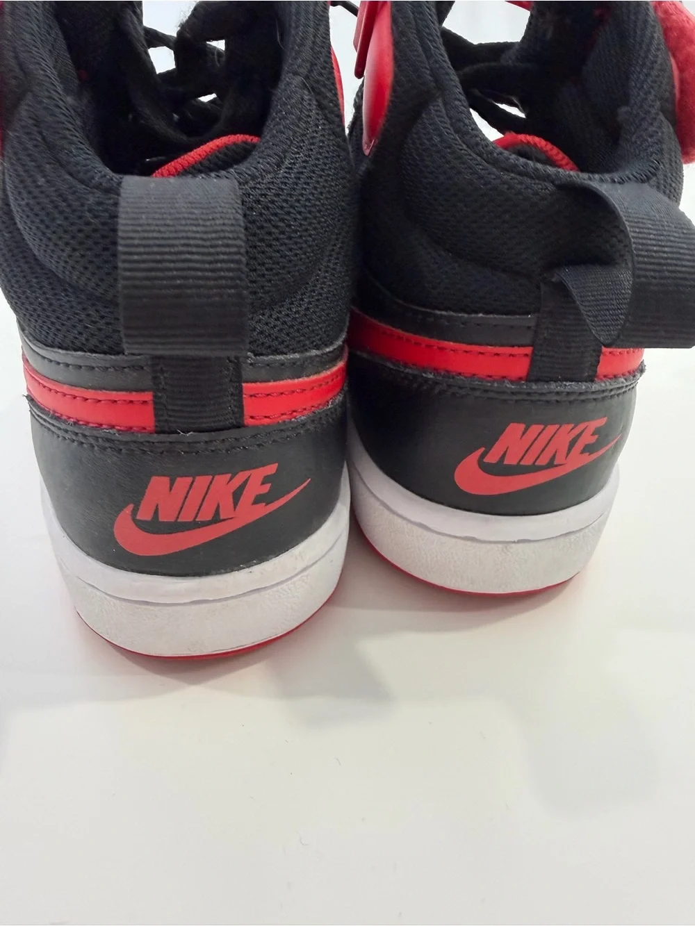 Nike Court Borough Mid 2 Youth Shoes 4Y